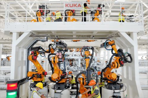 恒大汽車基地 2545臺(tái)機(jī)器人為恒馳 效力